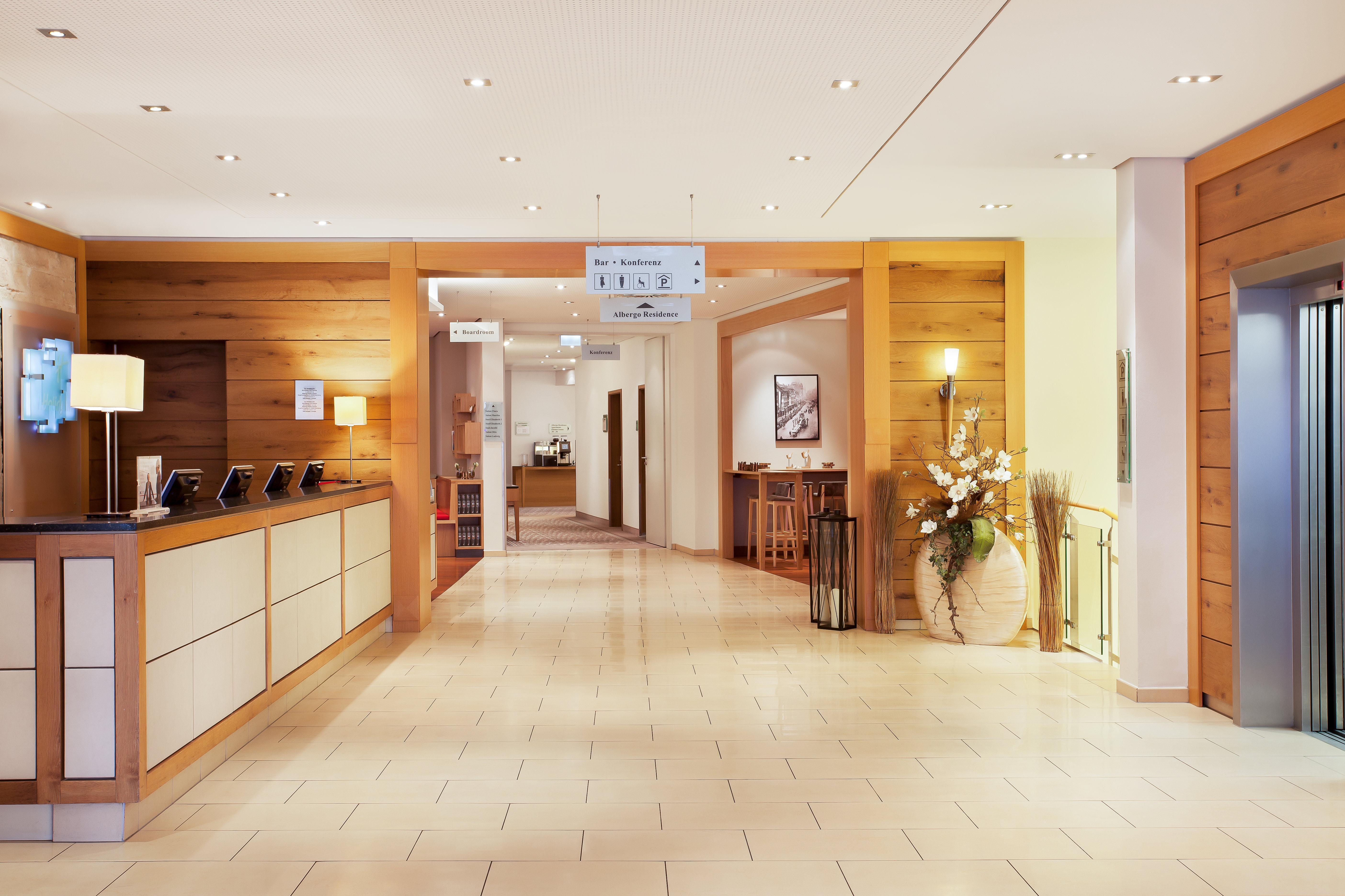 Holiday Inn Nurnberg City Centre, An Ihg Hotel Екстер'єр фото